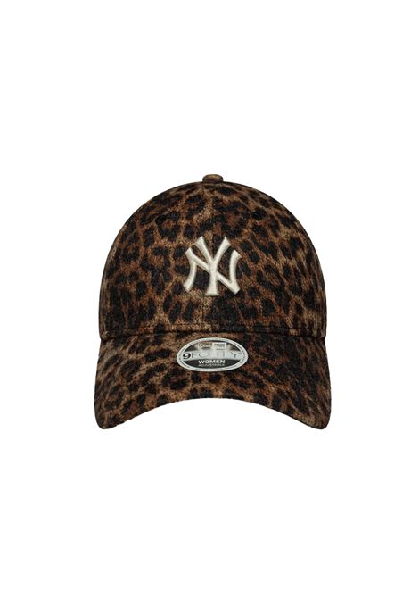 New Era 9FORTY New York Yankees MLB Cosy Leopard Cap Brown Women NEW ERA | Caps | 60915734-
